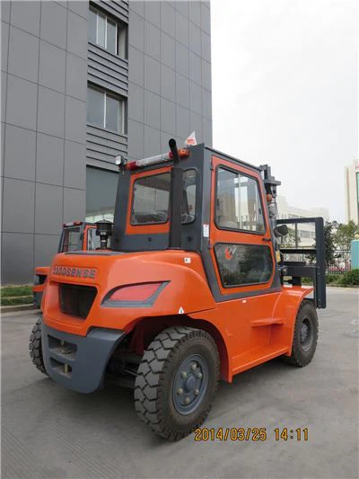 Diesel 5 ton forklift with cabin